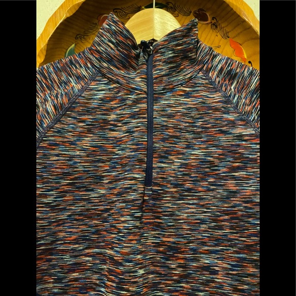 GapFit Quarter Zipper Sweater Size XS - Picture 4 of 7